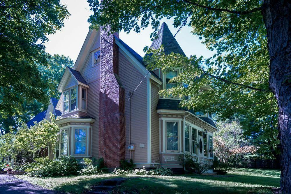 Sackville Bed And Breakfast Eksteriør billede